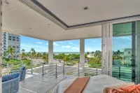 Pirate House: Gulf Front, Pool, #1 Location Lido Key, St. Armands One Block. - プライペートプール