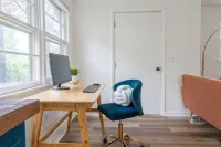 Retro Retreat: 1br home w/ WFH desk, livingroom, fire pit and no chores! - 4星級