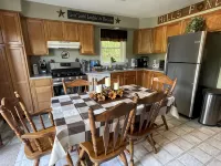 Hike, swim or ski!  3BR house in the Lakes Region. - Homestays
