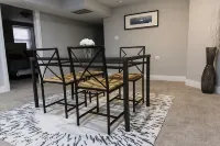 Cozy 2BR/1BA Garden Apartment Near Lincoln Square - Condos