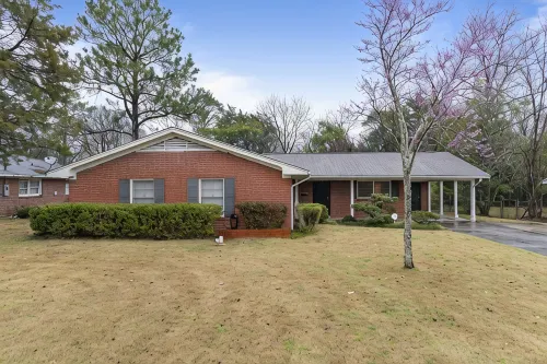 Harmony House 3bd 2bath newly remodeled Gem in peaceful neighborhood. - Bintang 4