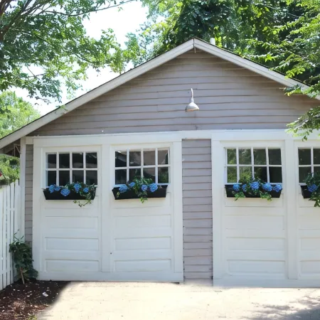 Bluebird Cottage in the Heart of Historic Downtown Franklin