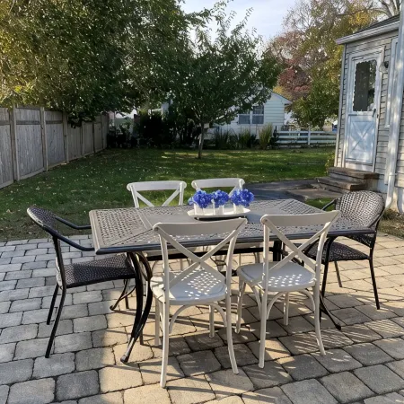 Charming home, easy access - everything Branford. Super Host with 5-Star Rating