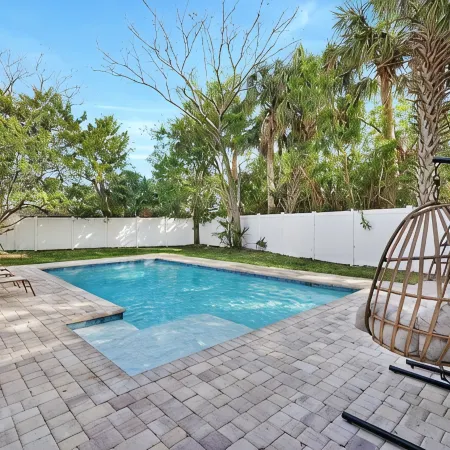 3-Bedroom House with Heated Pool in Delightful St. Augustine. Pet-Friendly!