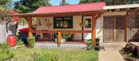 Quaint Cozy Studio w/ Offstreet Parking