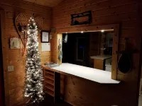 "Eagles Nest Cabin" REMOTE ESCAPE AWAY FROM EVERYTHING! - Feriehus