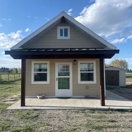 Tiny house hideaway just outside of town