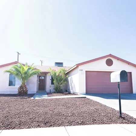 Modern 4-Bedroom Getaway – Close to Las Vegas Strip, LV Airport, & Lake Mead Отели рядом с достопримечательностью «Амфитеатр Хендерсона»