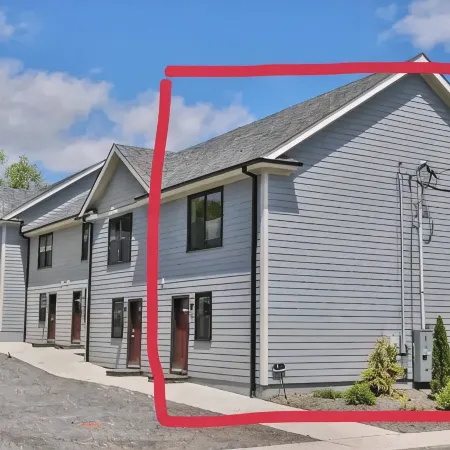 Brand New 2 Bdr. Townhome Minutes from Windham Mtn Отели в г. Виндхам