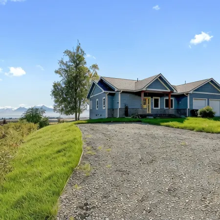 Spacious home w full Kachemak Bay views