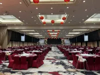 Hotel Furaya Hotels near Siak River