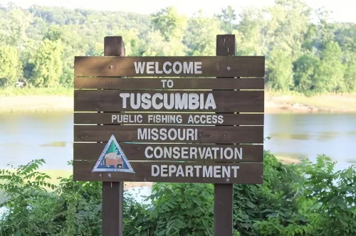 Great Cabin on Osage River in Tuscumbia, MO