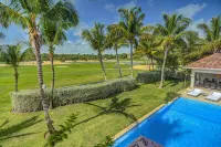 Colonial Luxury Golf & Ocean View Villa with live-in butler, chef & maid (5 BDR) - Villa