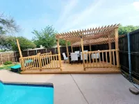 Stylish 5Br  3BA Home w/Pool  Perfect for 16Ppl - Pool