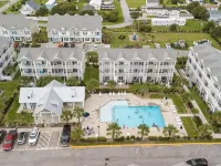 Seaside Villa w/ elevator 3bedroom~5Beds~Sleeps 8 - 4-Star