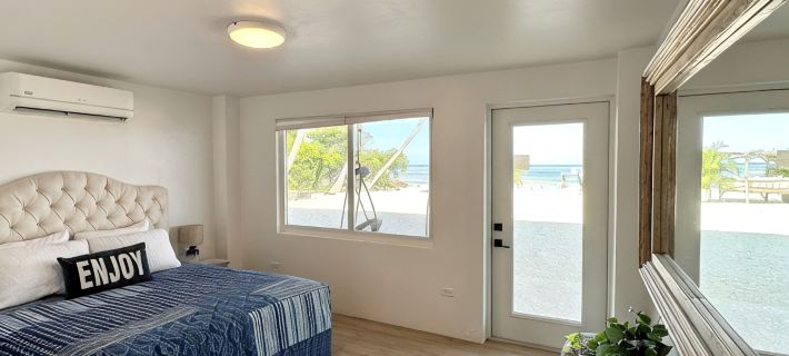 Private Oceanfront: Heated Pool, Paddleboards & Kayaks - 180 degree ocean views Hotels in Islamorada