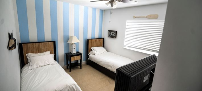 "Tranquility" - 2 Bedroom / 2 Bath Hotels in Bailey Town