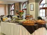 Hotel Algeciras Hotele w: Pinamar