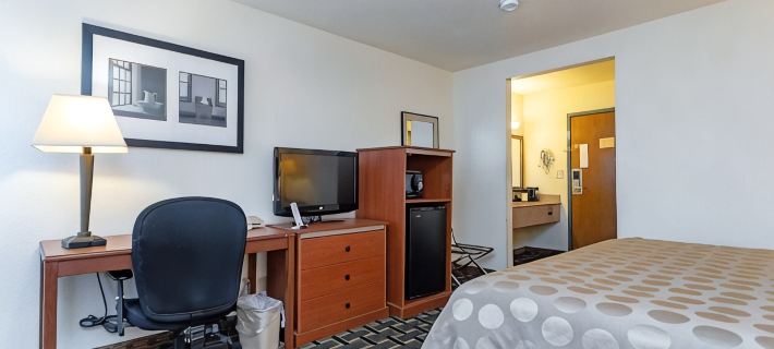 FairBridge Inn Express Decatur Hotels in Macon County