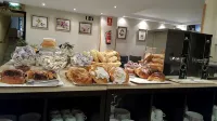 Astures - Breakfast