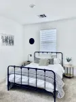 Coastal contemporary modern home 5mins from Schnepf farms - Homestays