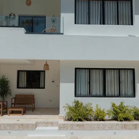 Oasis Retreat | Sleeps 4 | Free Airport Transfer