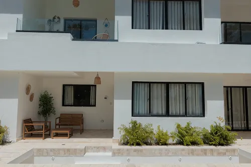 Oasis Retreat | Sleeps 4 | Free Airport Transfer