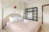 Eden Appartement avec Piscine et Salle de Sport à 7 min de Sidi Bouzid - พร้อมระเบียง