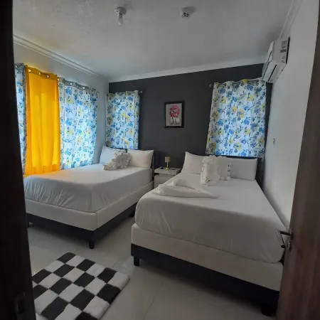 Charming 2-bedroom condo in enchanting NewKingston with fitness room, WiFi