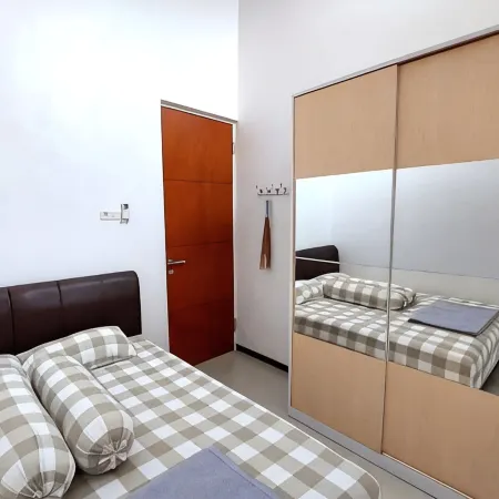 Rumah Singgah Asri Malang - Homestay Syariah