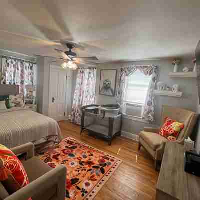 Casino! Golf Course View! Not Located in a Community with Any Additional Fee. Rooms