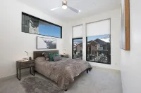 Modern Escape on the Blue