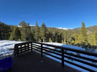 Log Cabin at St Mary's with Incredible Views - 3-Sterne