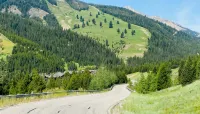 Spacious 2-bedroom Ski in/Ski out condo in beautiful Big Sky, Montana. - Jacuzzi