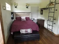 Montana Mountain Guest Cabin
