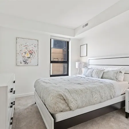 "Unity of Evanston" 3 BDR+2BA ModernLuxe High Rise