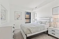 "Unity of Evanston" 3 BDR+2BA ModernLuxe High Rise