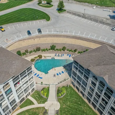 Updated Lands End Upscale Condo - Sleeps 9