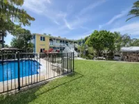Coral Inn Boutique Resort Hotels in Yeppoon