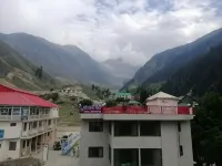 Clouds View Hotel & Restaurant - parking