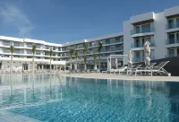 Hotel Lava Beach - 5 tähden