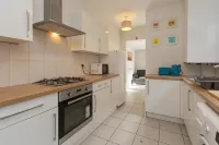 Townhouse @ 27 Electricity St Crewe - Pensions