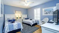Rare Find! Sea Breeze Gulf Home. Heated Pool, Steps to the Beach. - ジャグジー