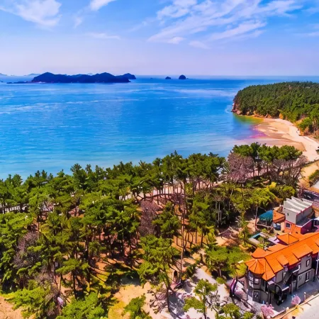 Taean (Anmyeondo) Janggok Pension