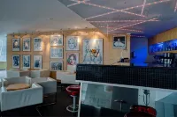 VIP Executive Azores Hotel - Quầy bar