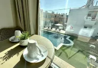 Sun Plaza Suites - Adults Only - Beach