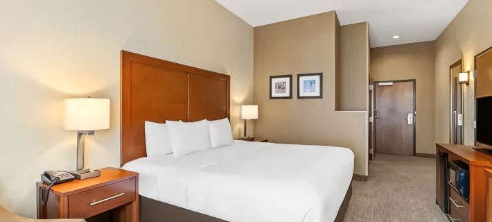 Comfort Inn & Suites Hotels in Umatilla County