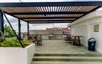 Barsa City Apartment by Apartku - Apartments