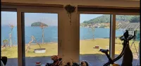 Namhae Boolgeun Noeul Pool Villa - Pensionat