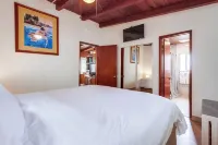 Have fun at the beach in this one bedroom cozy 1 bedroom apartment. Hotels in Mission Beach